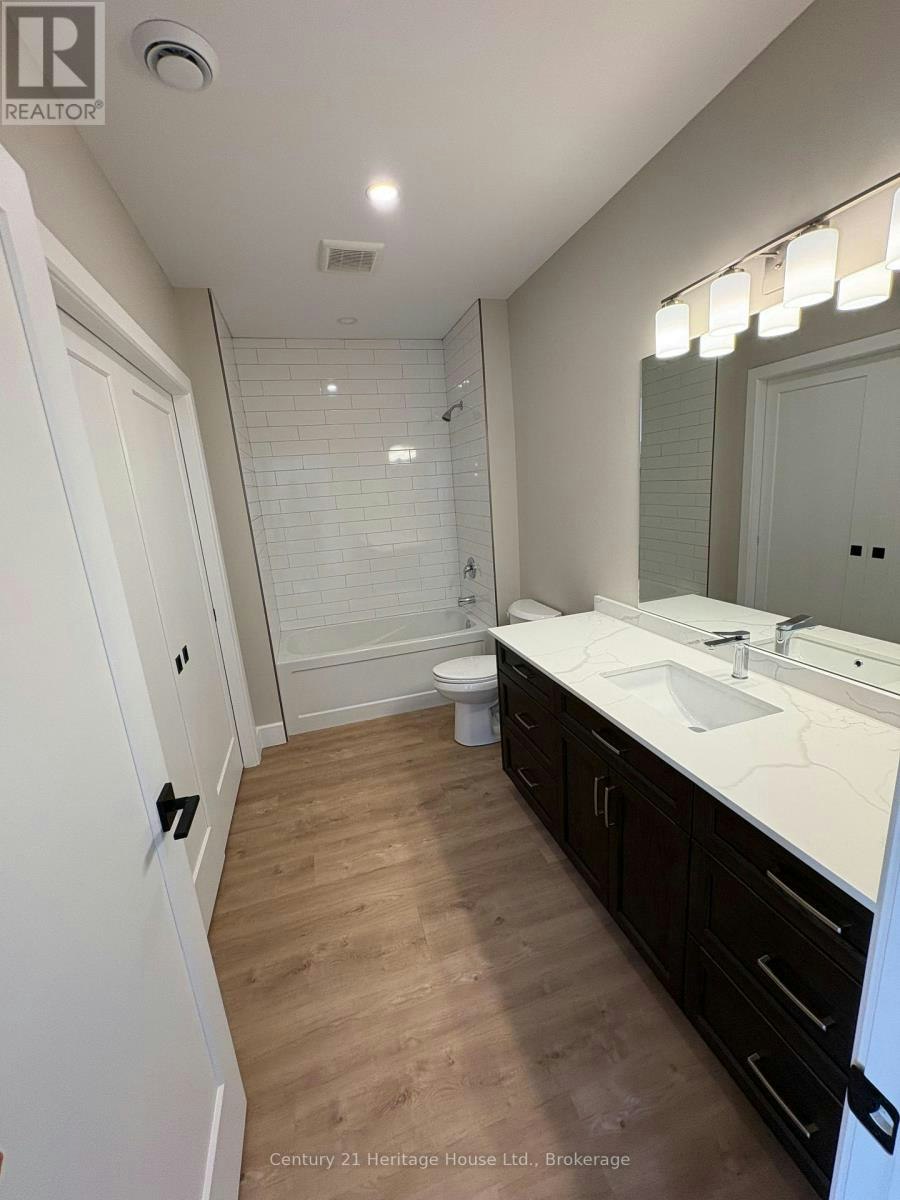 323 Arthur Street, Wellington North, ON, N0G 2L3 - 9