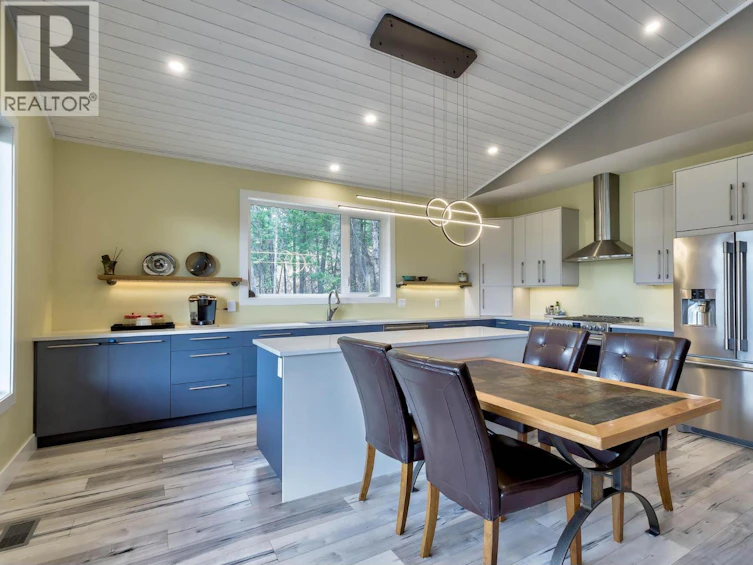 4555 Ottley Road, Lake Country, BC, V4K 1N1 - 11
