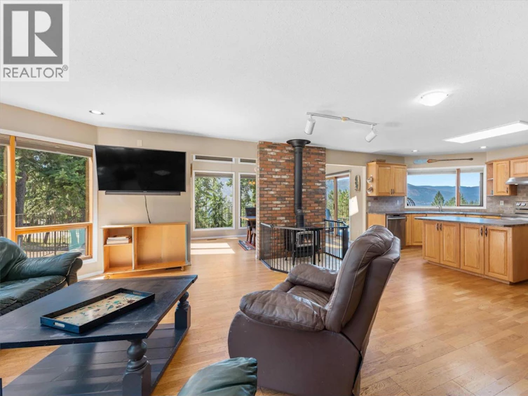 4555 Ottley Road, Lake Country, BC, V4K 1N1 - 42