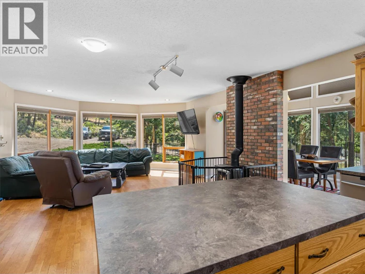 4555 Ottley Road, Lake Country, BC, V4K 1N1 - 47