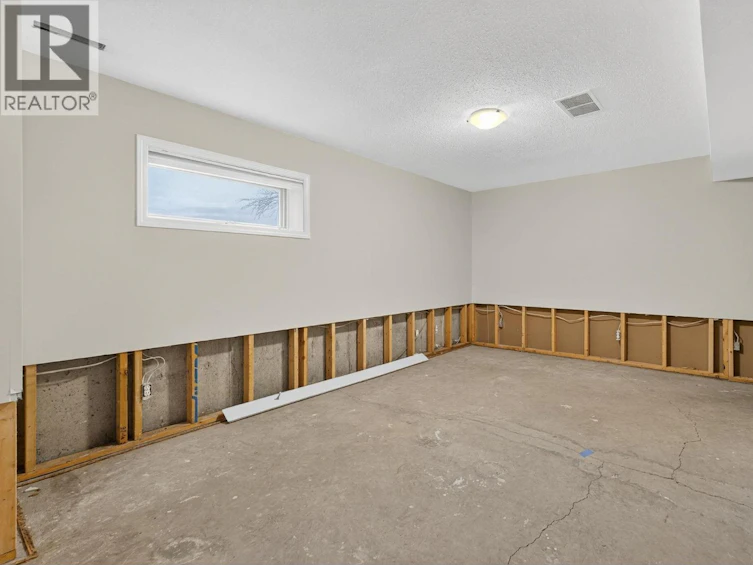 3109 Appaloosa Road, Kelowna, BC, V1V 2G9 - 31