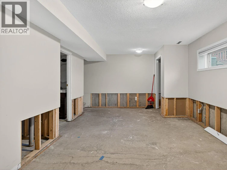 3109 Appaloosa Road, Kelowna, BC, V1V 2G9 - 32