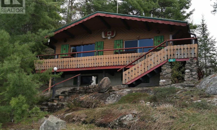 111 Healey Lake Water
