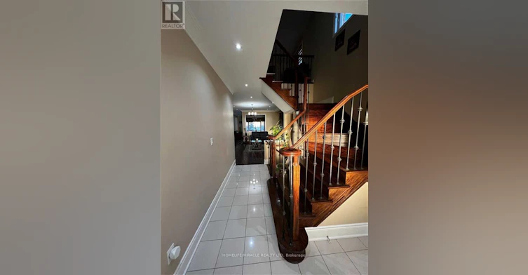 17 Gosling Street, Brampton, ON, L6Y 0T7 - 2