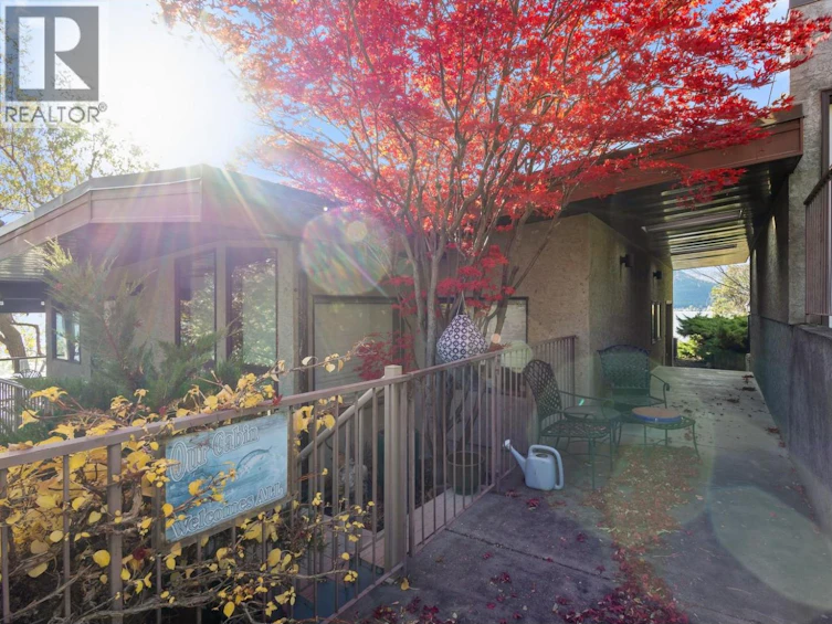 8822 Adventure Bay Road, Vernon, BC, V1H 1E1 - 15