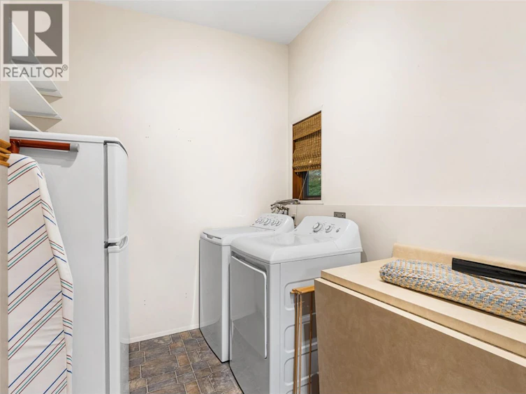 8822 Adventure Bay Road, Vernon, BC, V1H 1E1 - 56