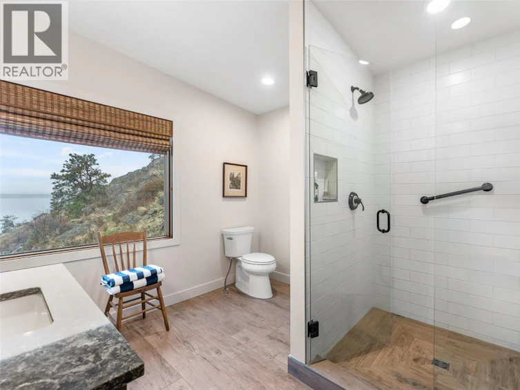 8822 Adventure Bay Road, Vernon, BC, V1H 1E1 - 45