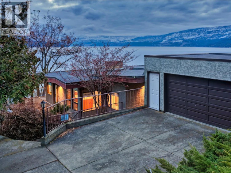 8822 Adventure Bay Road, Vernon, BC, V1H 1E1 - 12