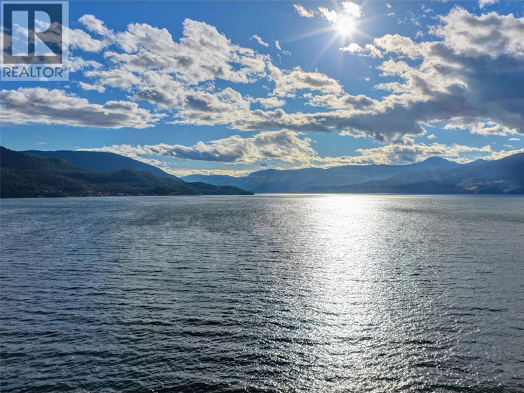 8822 Adventure Bay Road, Vernon, BC, V1H 1E1 - 70