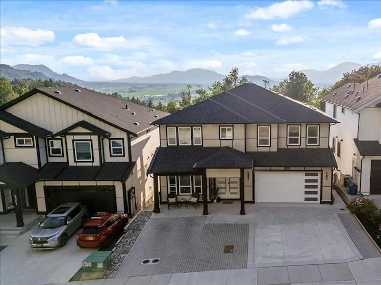 8555 Forest Gate Drive, Chilliwack, BC, V4Z 0C7 - 3