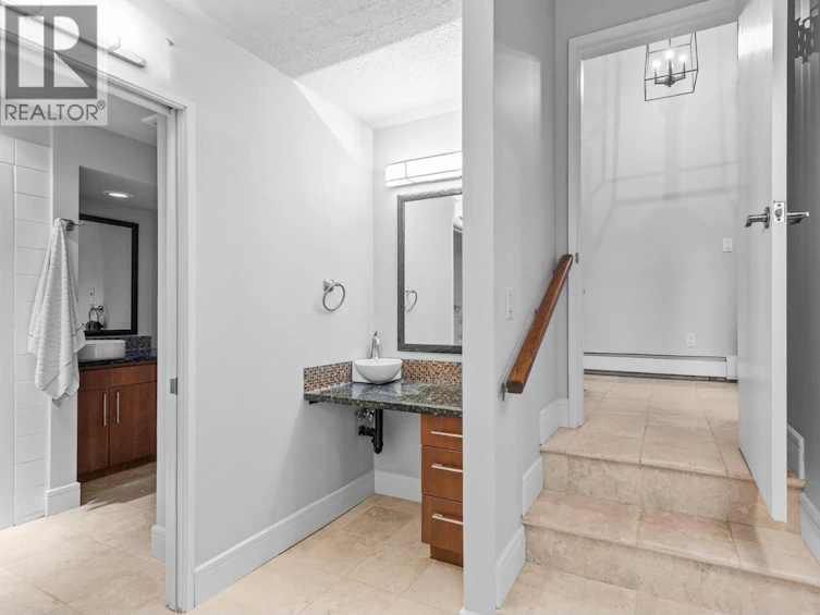 930 Fairway Crescent, Kelowna, BC, V1Y 4S7 - 19