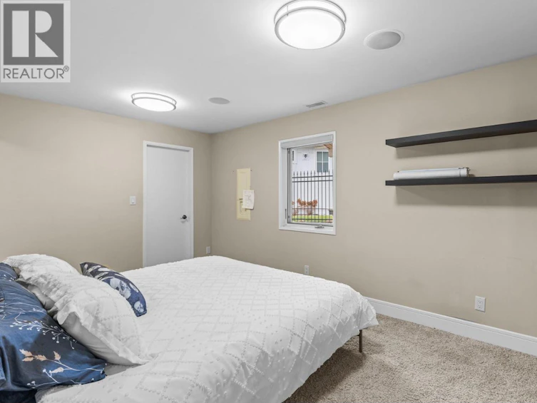 930 Fairway Crescent, Kelowna, BC, V1Y 4S7 - 25
