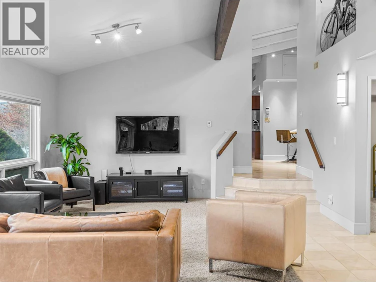 930 Fairway Crescent, Kelowna, BC, V1Y 4S7 - 15