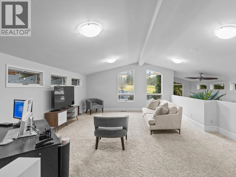 930 Fairway Crescent, Kelowna, BC, V1Y 4S7 - 30