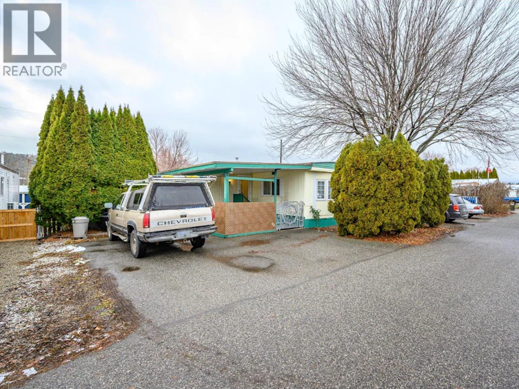 64-720 Commonwealth Road, Kelowna, BC, V4V 1R6 - 2