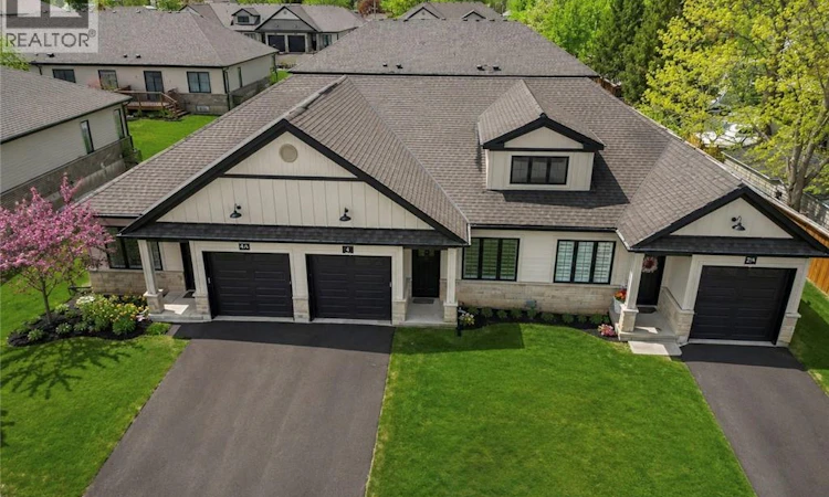 4 Elgin Street W