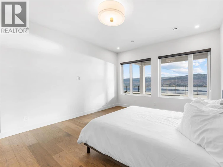 1363 Vineyard Drive, West Kelowna, BC, V4T 0E9 - 57