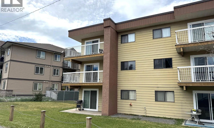 305-1703 Menzies Street