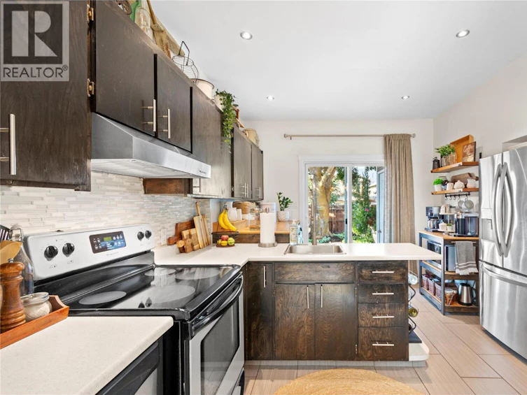 433 Young Street, Penticton, BC, V2A 5S9 - 13