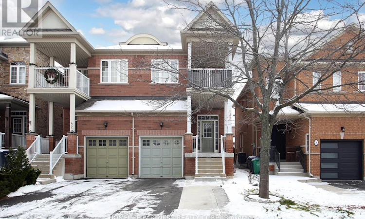 40 Nathaniel Crescent