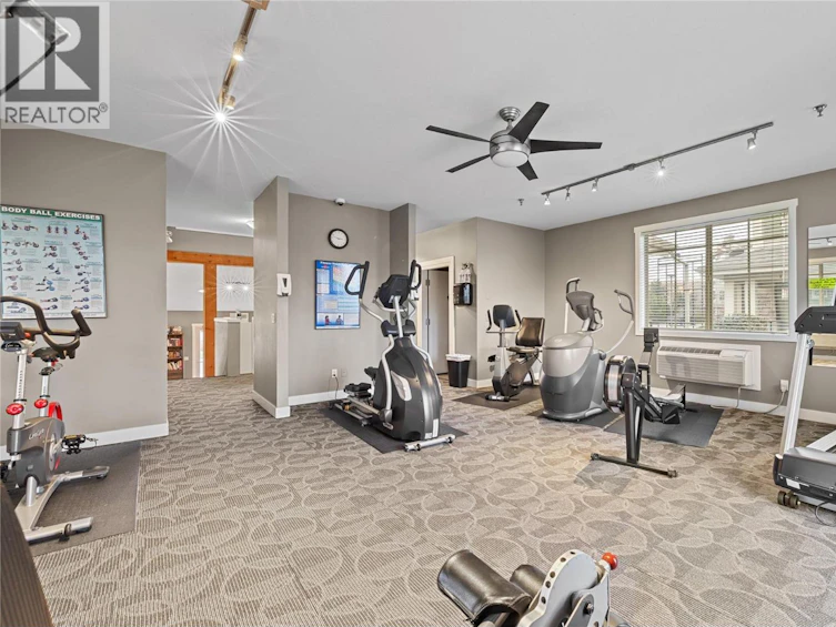 305-3735 Casorso Road, Kelowna, BC, V1W 5G1 - 37