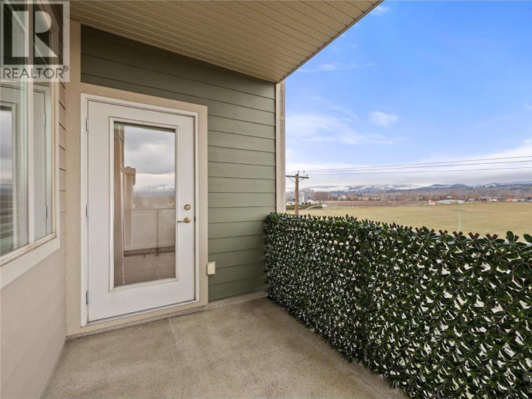 305-3735 Casorso Road, Kelowna, BC, V1W 5G1 - 26