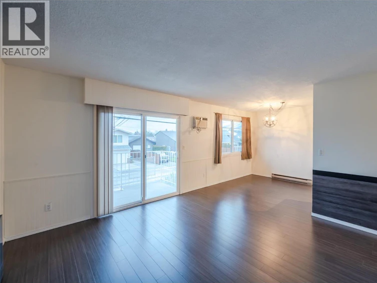 204-198 Roy Avenue, Penticton, BC, V2A 3M9 - 6