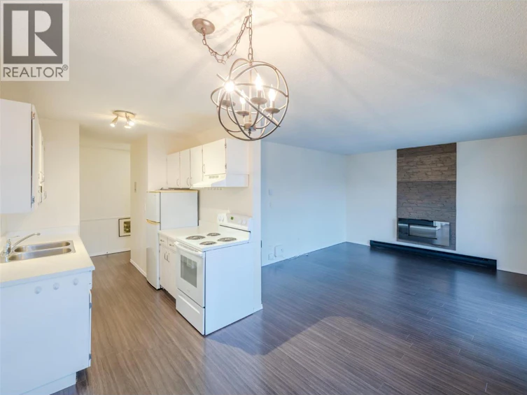 204-198 Roy Avenue, Penticton, BC, V2A 3M9 - 10
