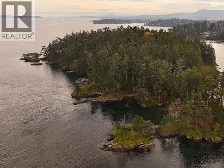 0 Fernie Island, Gulf Islands Other, BC - 2