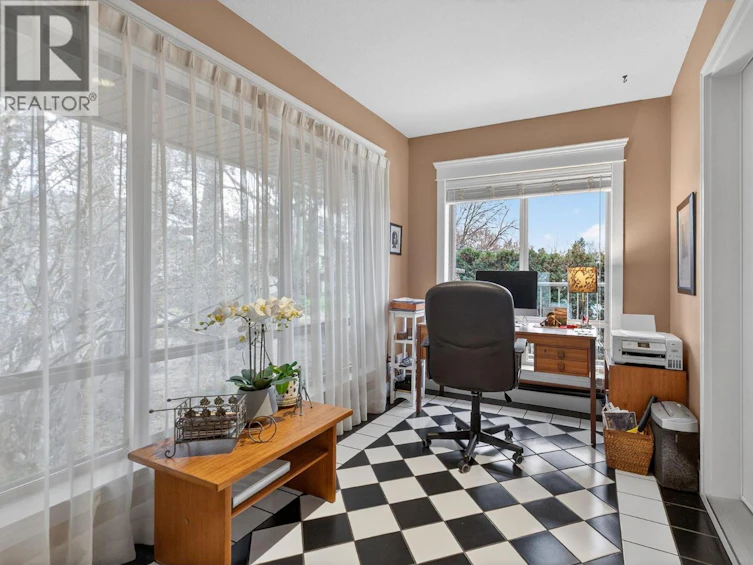 1774 N Highland Drive, Kelowna, BC, V1Y 4L2 - 16