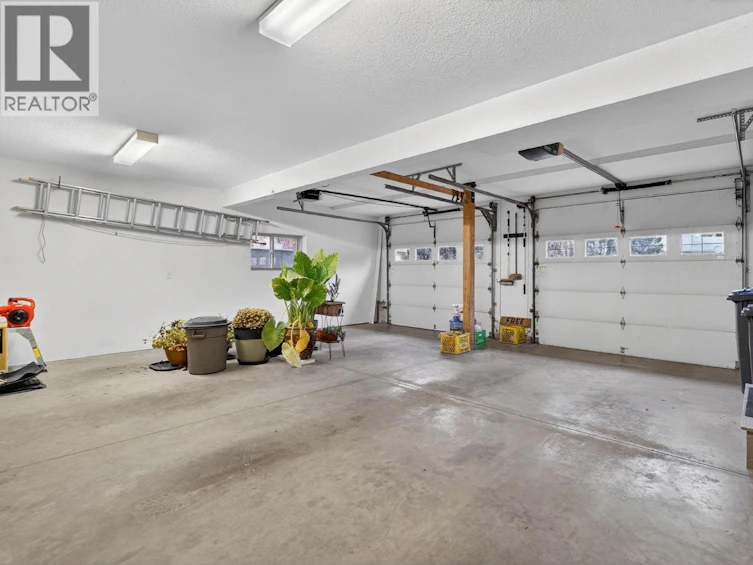 1774 N Highland Drive, Kelowna, BC, V1Y 4L2 - 51