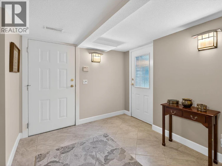 1774 N Highland Drive, Kelowna, BC, V1Y 4L2 - 39