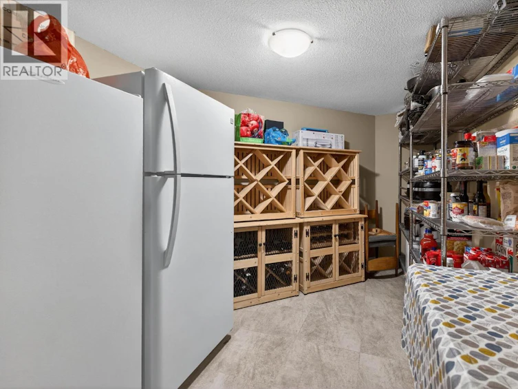 1774 N Highland Drive, Kelowna, BC, V1Y 4L2 - 40