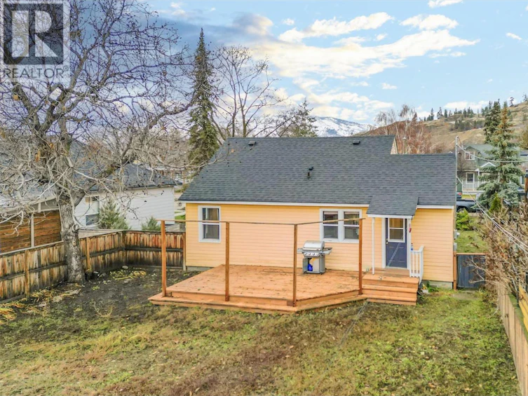541 Okanagan Boulevard, Kelowna, BC, V1Y 7K9 - 25