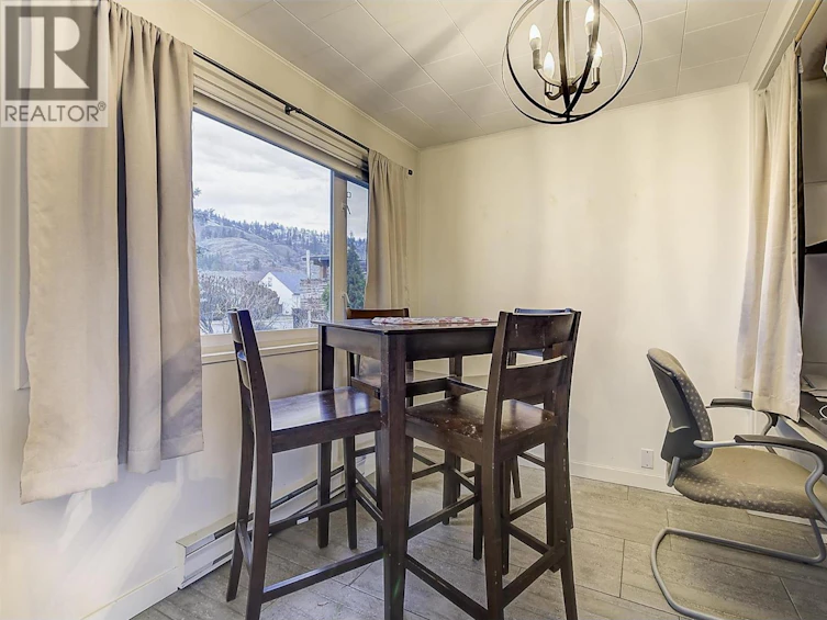 541 Okanagan Boulevard, Kelowna, BC, V1Y 7K9 - 13