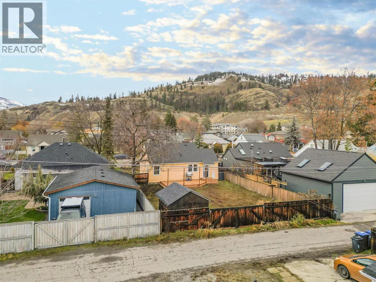 541 Okanagan Boulevard, Kelowna, BC, V1Y 7K9 - 26