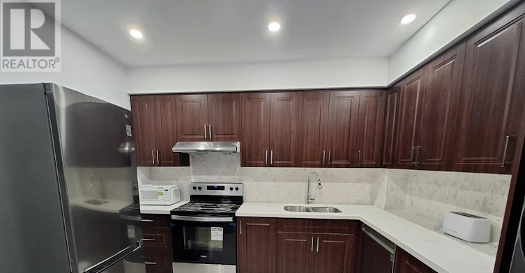 15 Spring Creek Street, Kitchener, ON, N2A 0G3 - 15