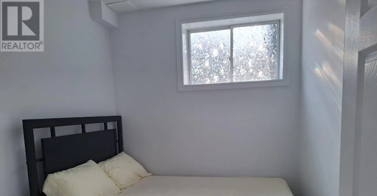 15 Spring Creek Street, Kitchener, ON, N2A 0G3 - 18