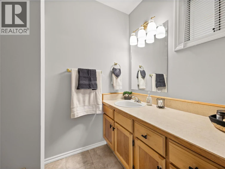 23-3096 South Main Street, Penticton, BC, V2A 8C1 - 15