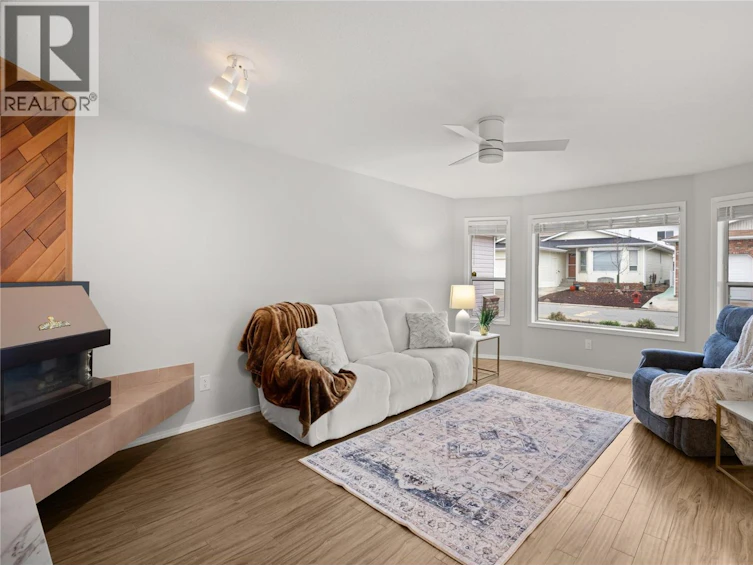 23-3096 South Main Street, Penticton, BC, V2A 8C1 - 25
