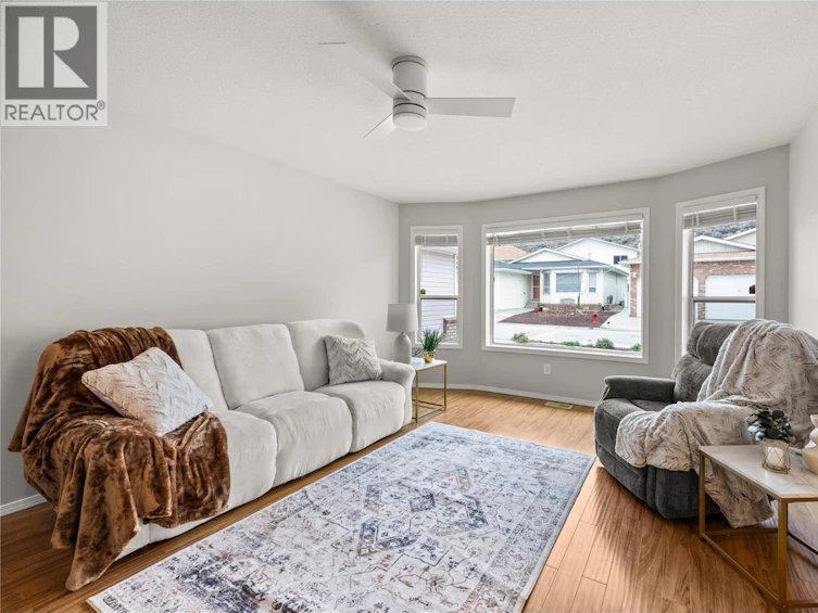 23-3096 South Main Street, Penticton, BC, V2A 8C1 - 8