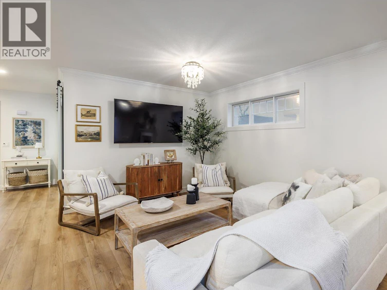 413-665 Cook Road, Kelowna, BC, V1W 4T4 - 4