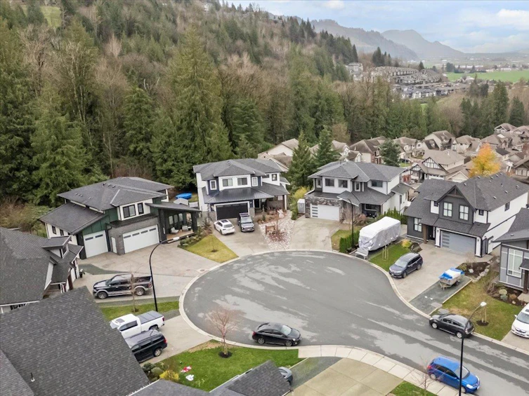 50945 Sophie Crescent, Chilliwack, BC, V4Z 0C1 - 2