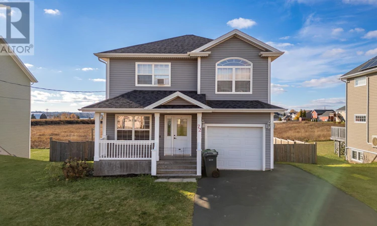 72 Mutch Crescent