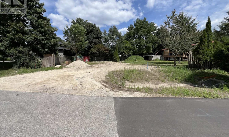 43 Ridgeway Avenue