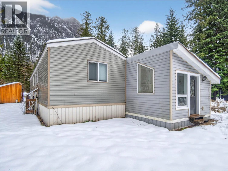 3277 Loschinski Road, Revelstoke, BC, V0E 2S0 - 68