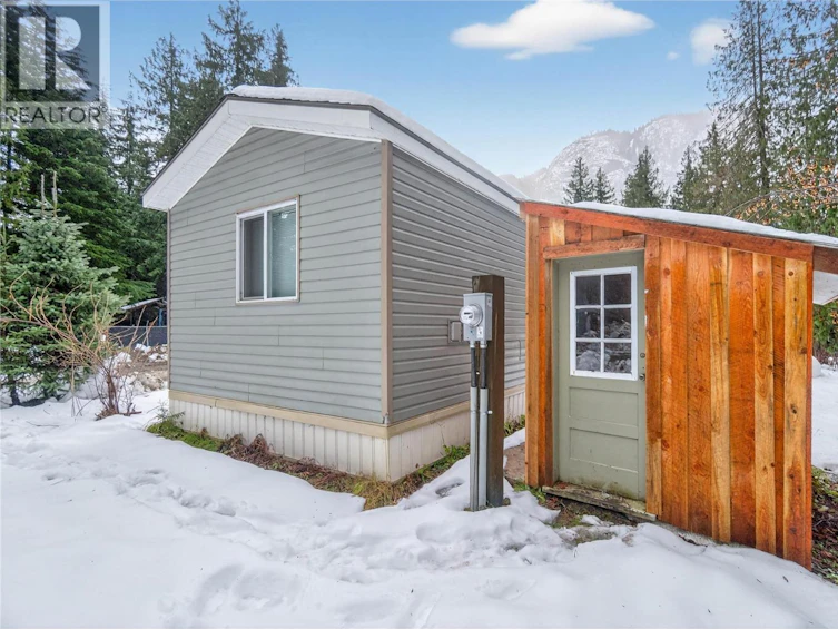 3277 Loschinski Road, Revelstoke, BC, V0E 2S0 - 73