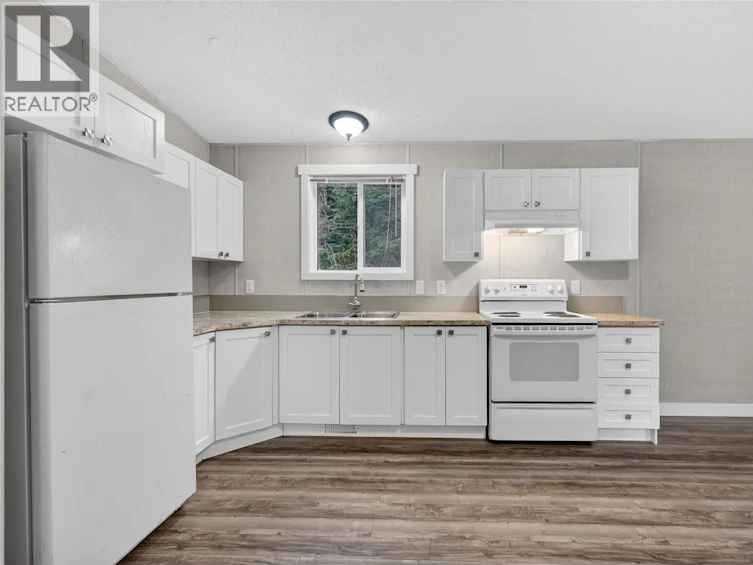 3277 Loschinski Road, Revelstoke, BC, V0E 2S0 - 25