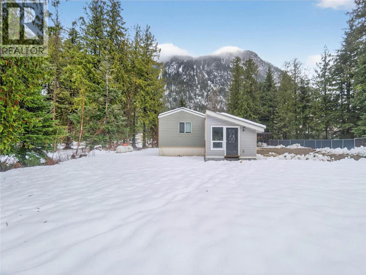3277 Loschinski Road, Revelstoke, BC, V0E 2S0 - 66