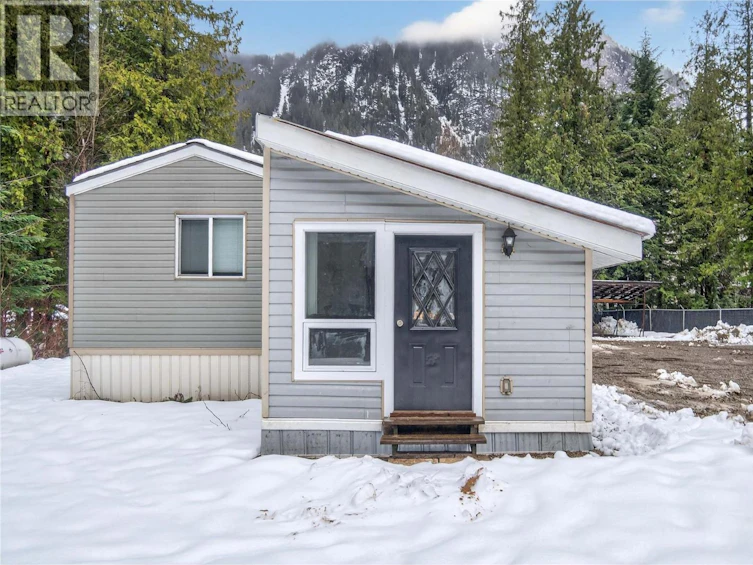 3277 Loschinski Road, Revelstoke, BC, V0E 2S0 - 67